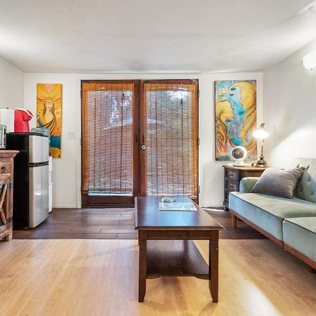 Private Studio City Guest House 洛杉矶 外观 照片