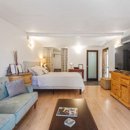 Private Studio City Guest House 洛杉矶 外观 照片