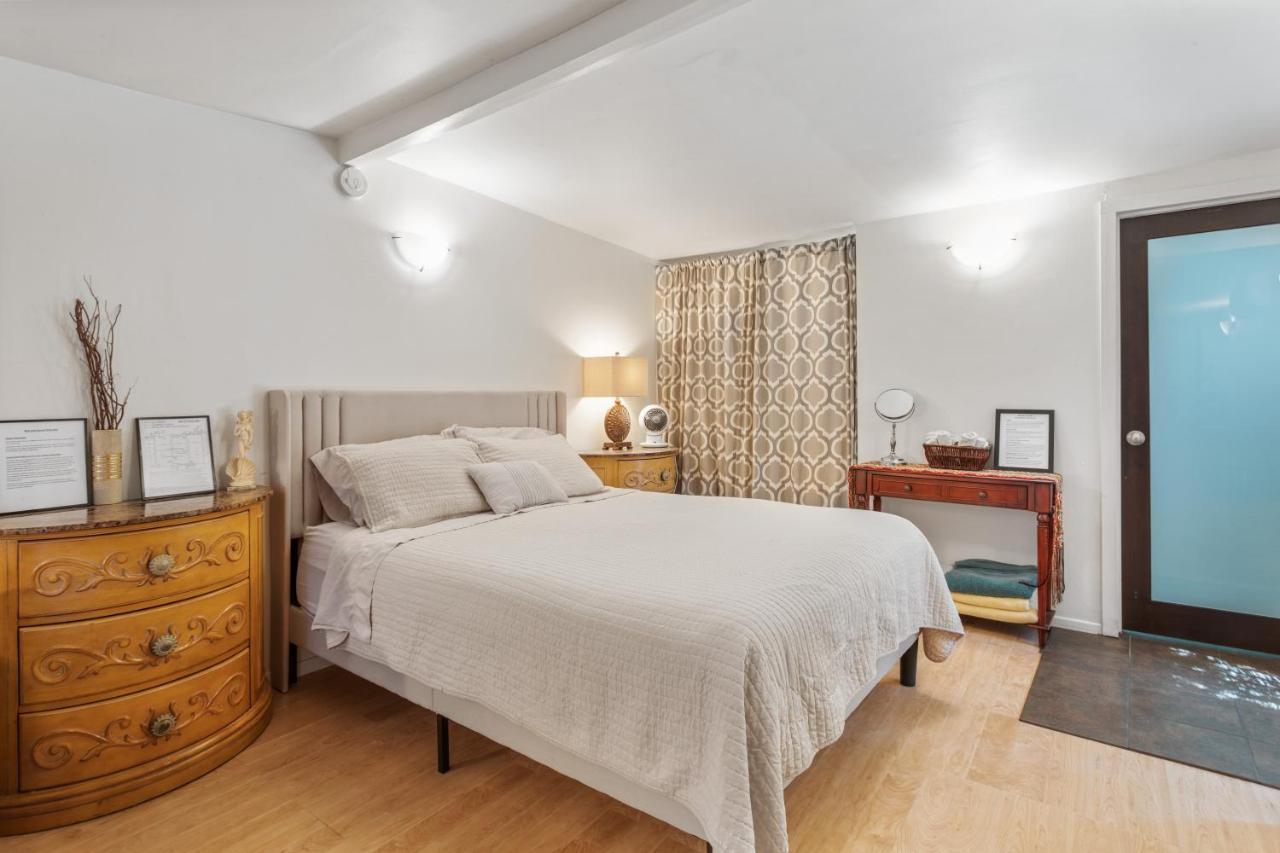 Private Studio City Guest House 洛杉矶 外观 照片